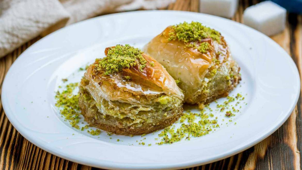 Dilber dudağı with Pistachio